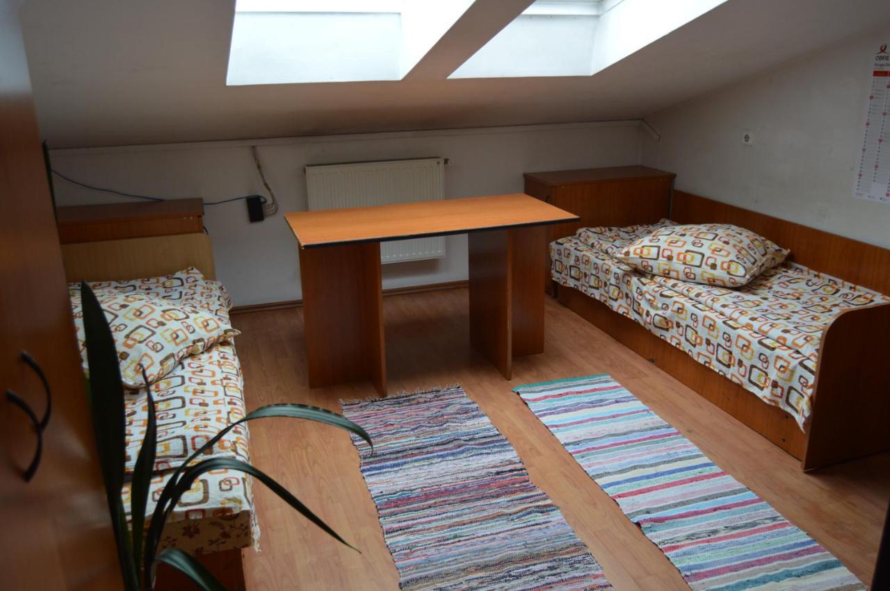 Kollege Hostel Kolozsvár Kültér fotó