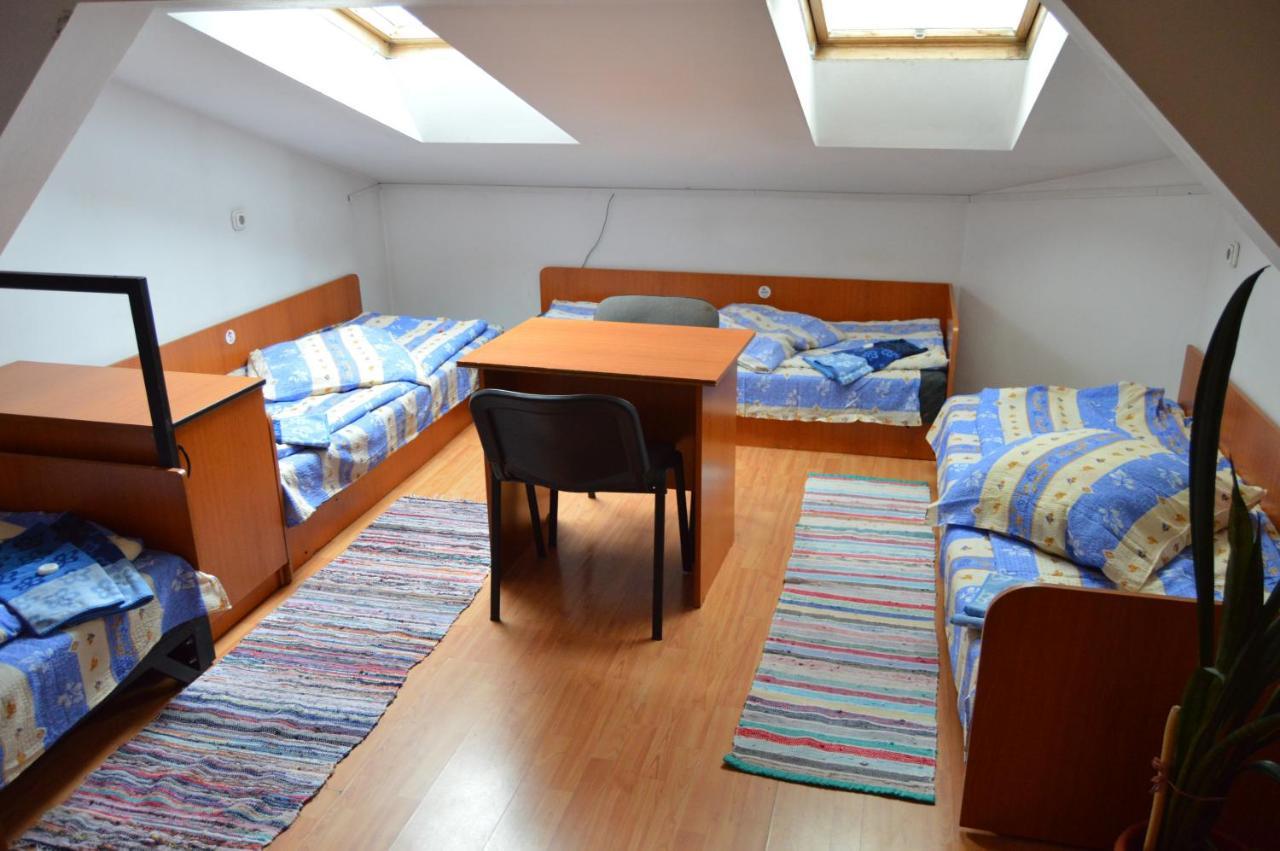 Kollege Hostel Kolozsvár Kültér fotó